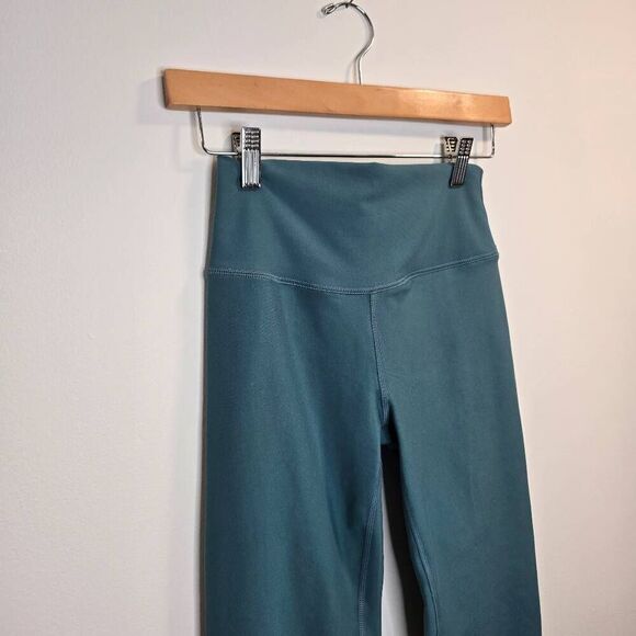 Abercrombie YPB Ankle Leggings Women's Small Blue Turquoise Elastic Waist Stretc - Picture 2 of 6